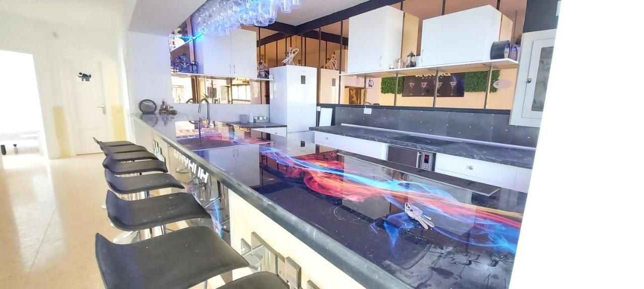 First Line Of The Ocean, 3 Bedrooms & Free Wifi بلايا ذي لاس أميريكاس المظهر الخارجي الصورة