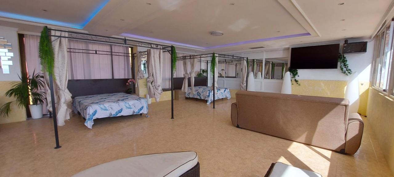 First Line Of The Ocean, 3 Bedrooms & Free Wifi بلايا ذي لاس أميريكاس المظهر الخارجي الصورة